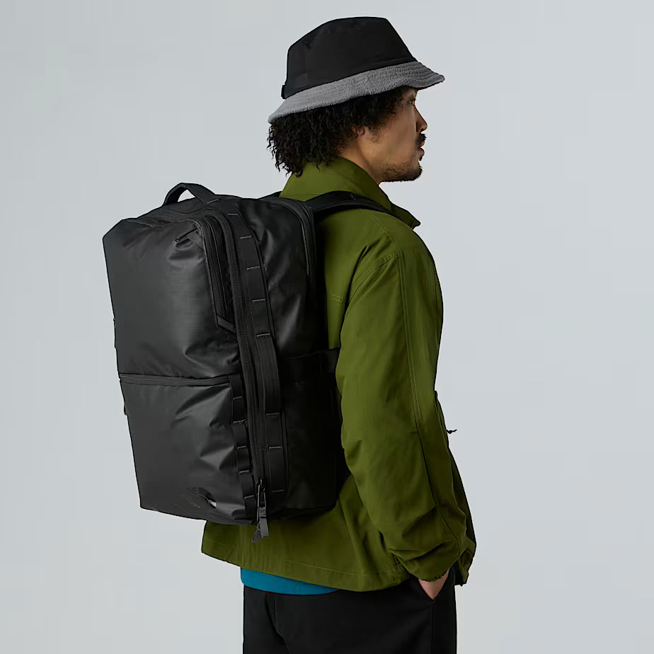 The North Face Base Camp Voyager Daypack – Large Black Bags