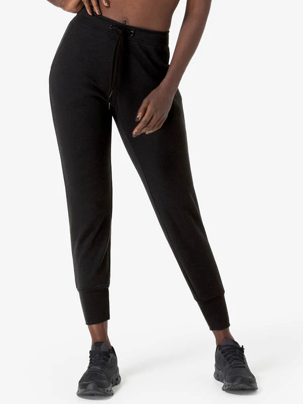 Supernatural W's Everyday Jogg Merino Pants Jet Black Tights