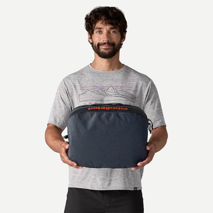 Black Hole Cube 14L Bags Patagonia