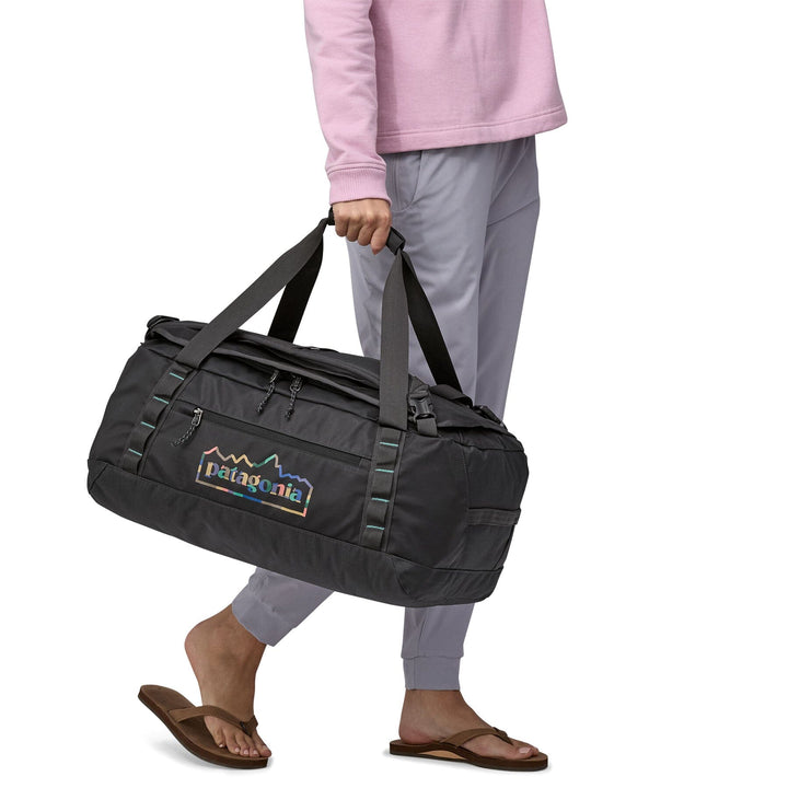 Black Hole Duffel 40L - 100% postconsumer recycled polyester Bags Patagonia