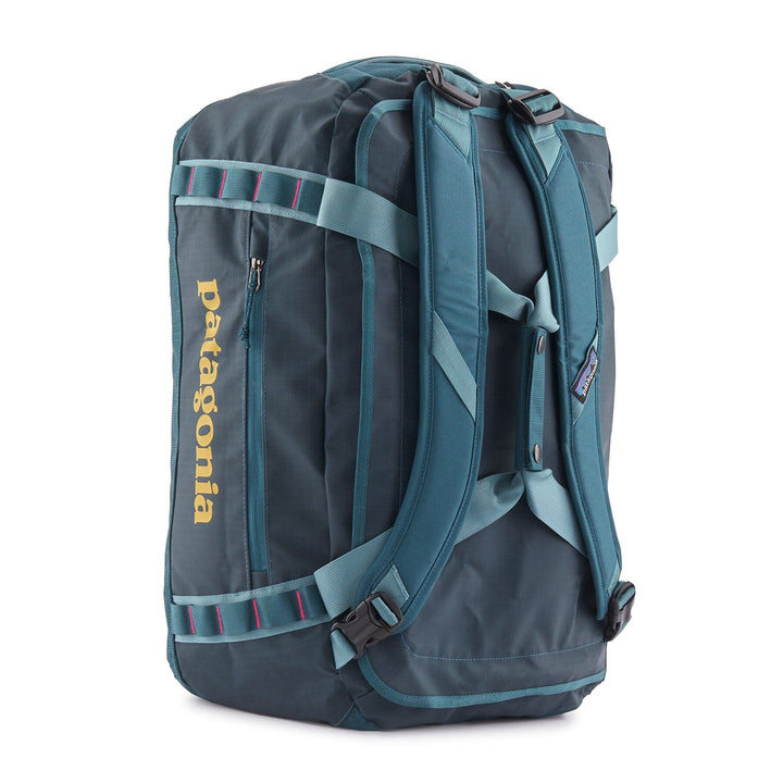 Black Hole Duffel 40L - 100% postconsumer recycled polyester Bags Patagonia