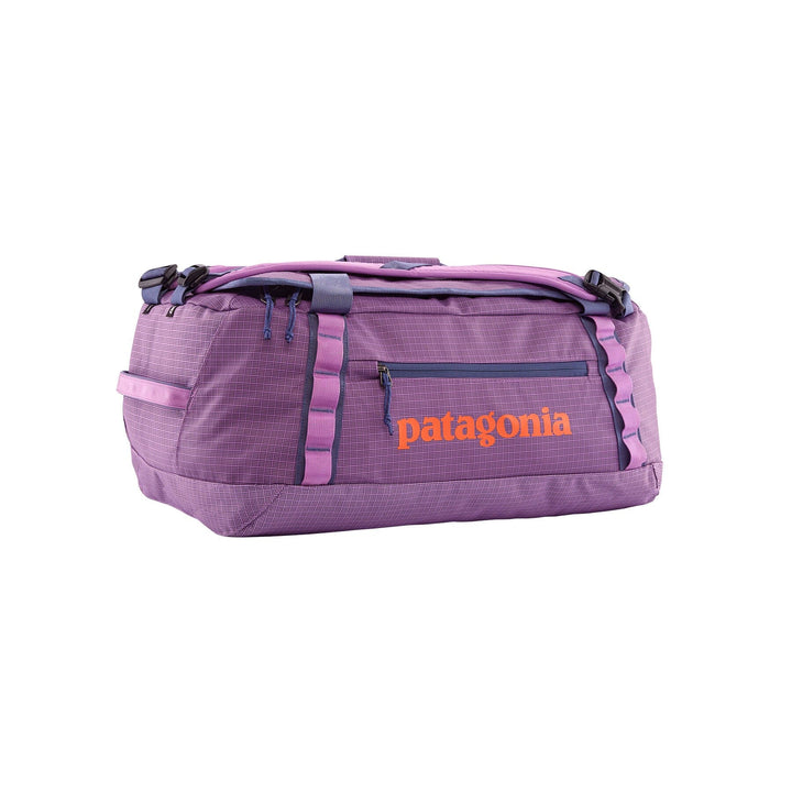Patagonia Black Hole Duffel 40L - 100% postconsumer recycled polyester Brisk Purple Bags