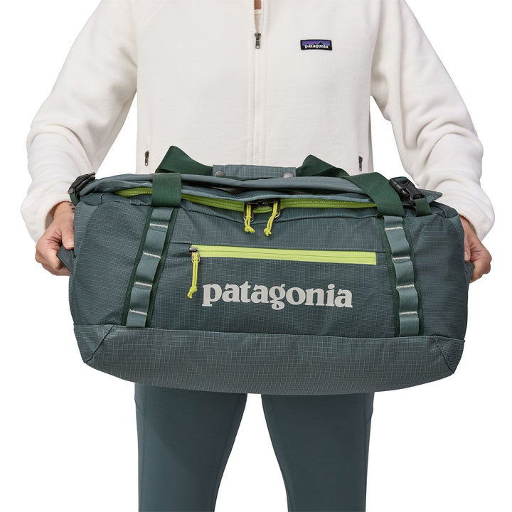 Black Hole Duffel 40L - 100% postconsumer recycled polyester Bags Patagonia