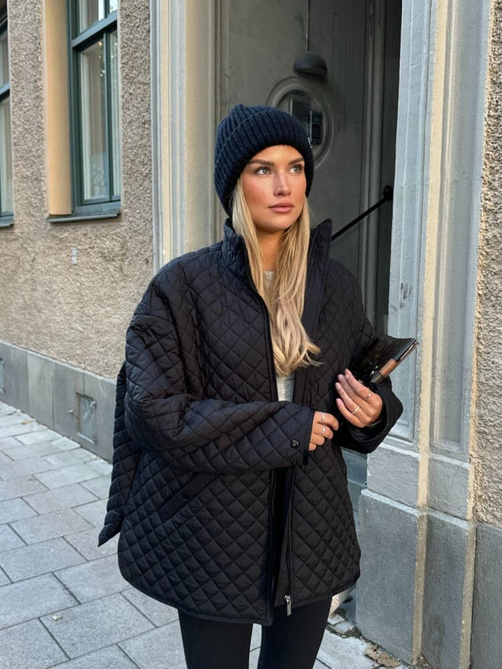 Black Oversized Quilted Jacket Outerwear Aimn Black XS