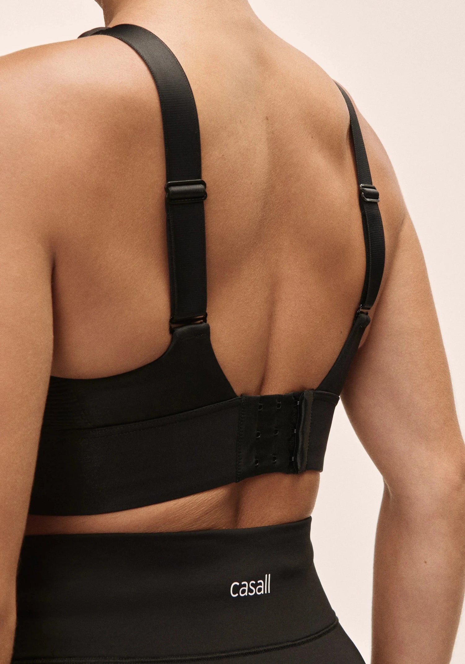 Casall Iconic Adjustable Sports Bra Black Black Bra