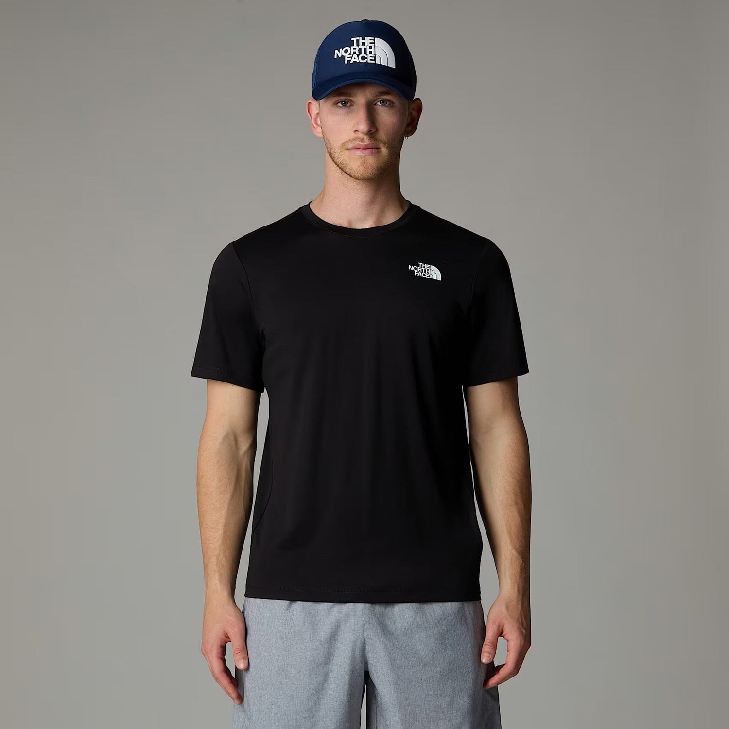 The North Face M's 24/7 S/S Regular Tee - Recycled polyester Black Shirt