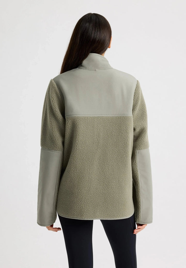 Phoebe Pile Jacket- Recycled polyester Jacket Röhnisch