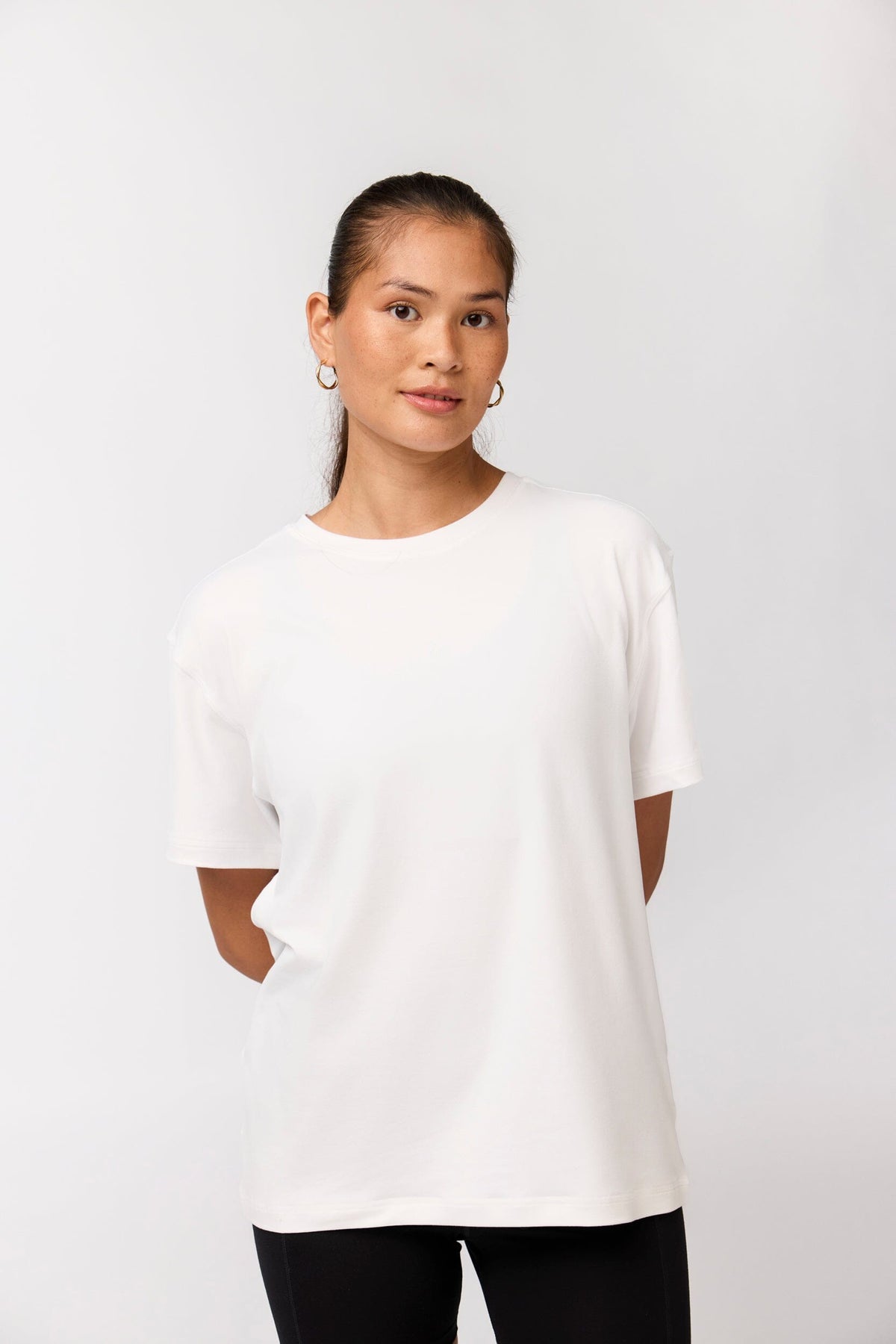 ReSet Relaxed Workout Tee - Recycled PET Shirt Girlfriend Collective