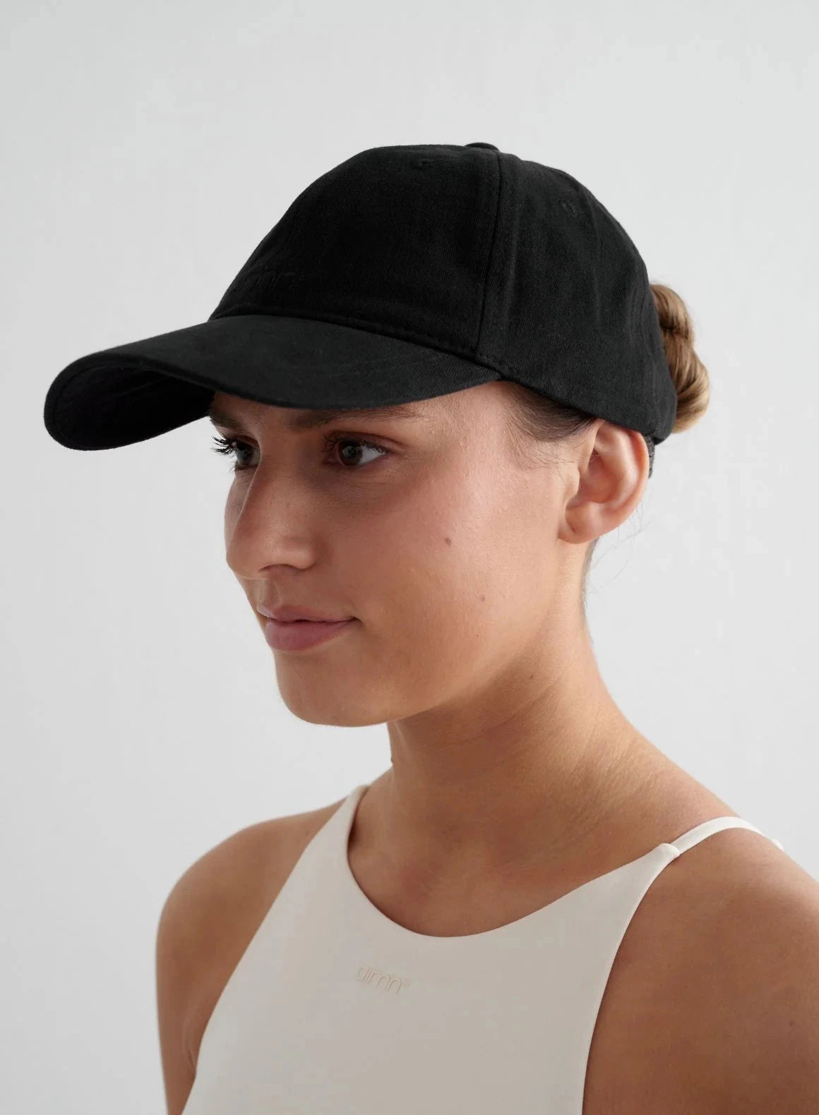 Small Logo Cap Accessories Aimn Black ONE