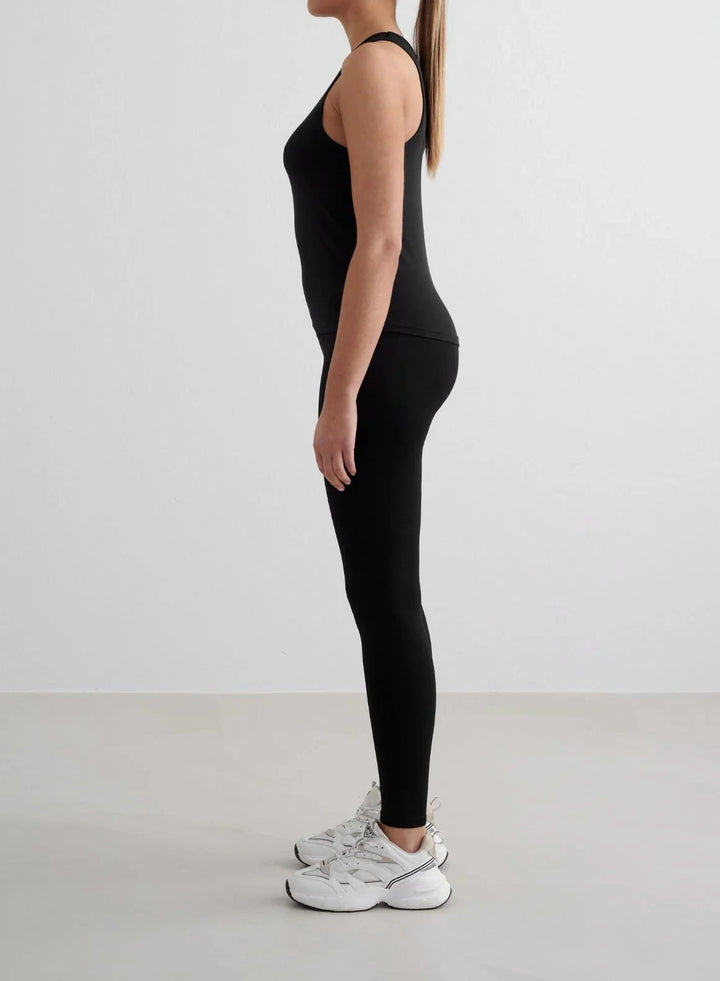 Soft Basic Singlet Tops Aimn