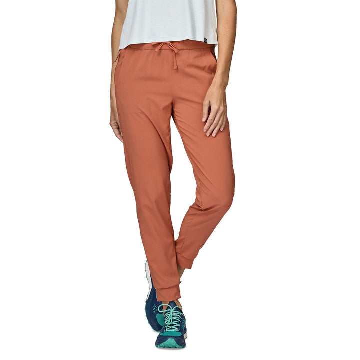 W's Terrebonne Joggers - Recycled polyester Pants Patagonia Sienna Clay S