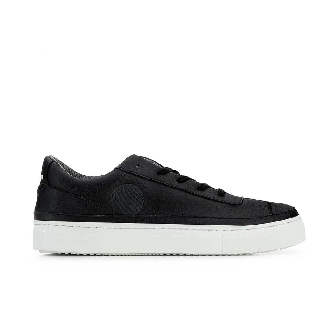 APL Low Sneaker - Vegan Apple Leather Shoes Komrads Monoblack 37