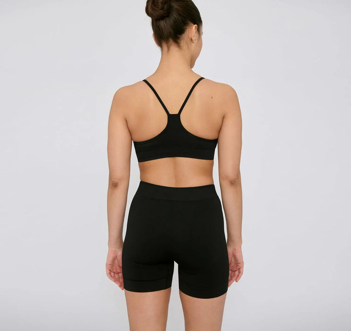 W's Active Seamless Yoga Shorts - Recycled Nylon Pants Organic Basics