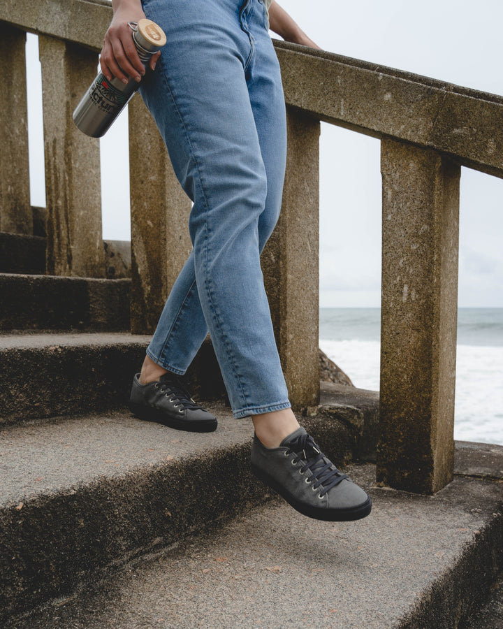 W's Cayaa - Tapered Boyfriend Fit Mid Waist - Organic cotton Pants Armedangels