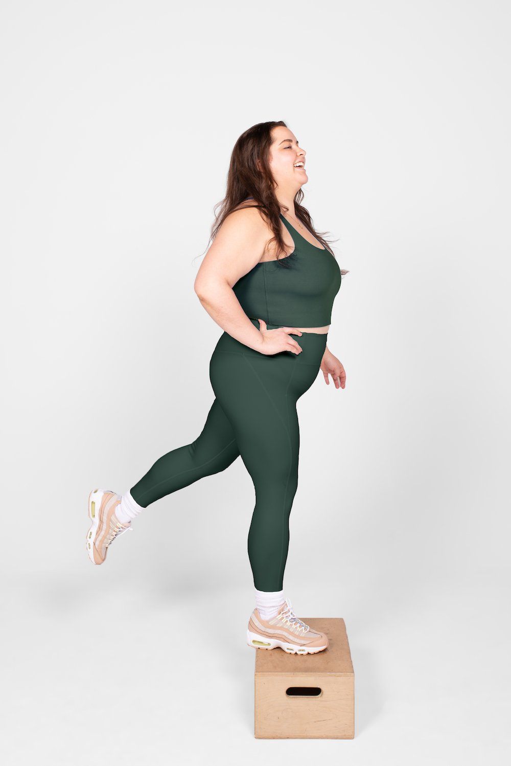 W's Compressive Leggings - 7/8 - Made From Recycled Plastic Bottles Pants Girlfriend Collective
