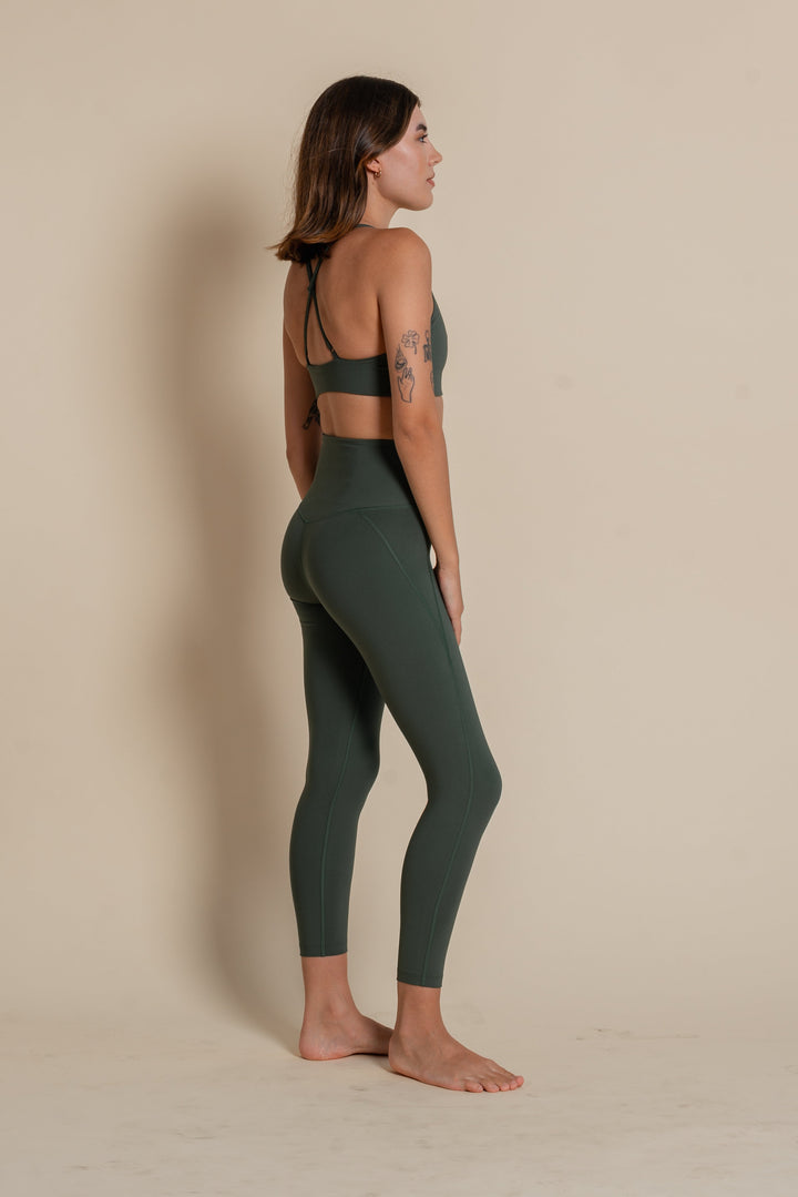 W's Compressive Leggings - 7/8 - Made From Recycled Plastic Bottles Pants Girlfriend Collective