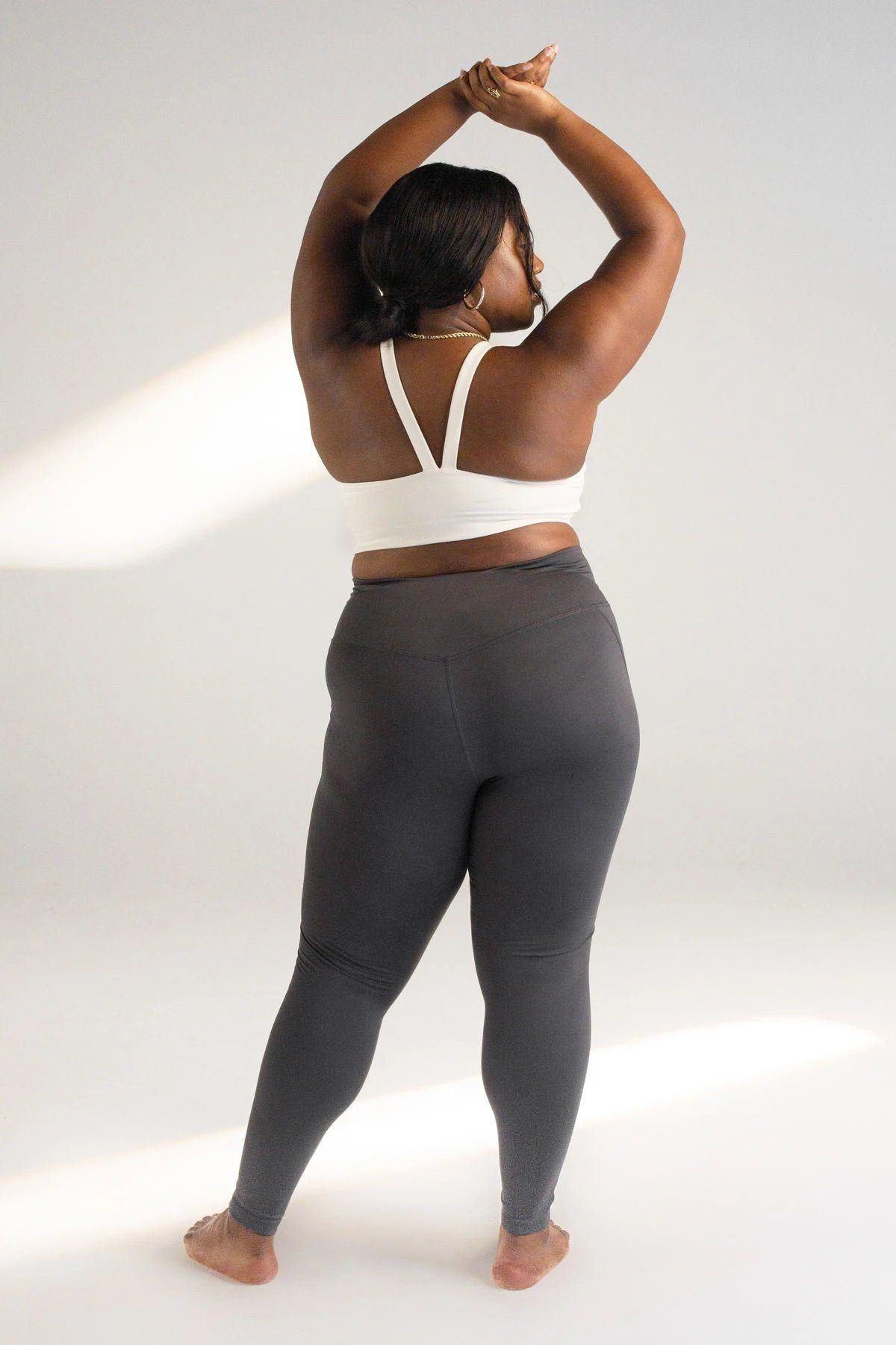 Girlfriend Collective W's Compressive Leggings - 7/8 - Made From Recycled Plastic Bottles Moon Pants