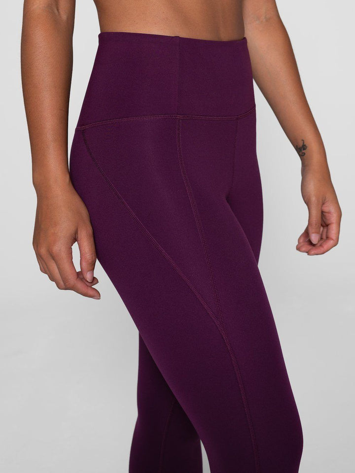 Girlfriend Collective W's Compressive Leggings - 7/8 - Made From Recycled Plastic Bottles Plum Pants