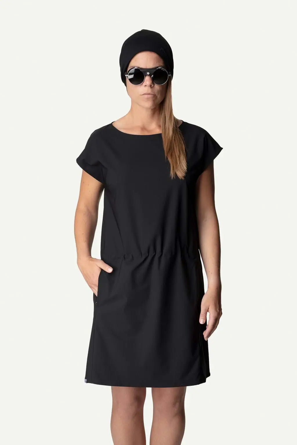 W's Dawn Dress - Recycled Polyester Dress Houdini True Black S