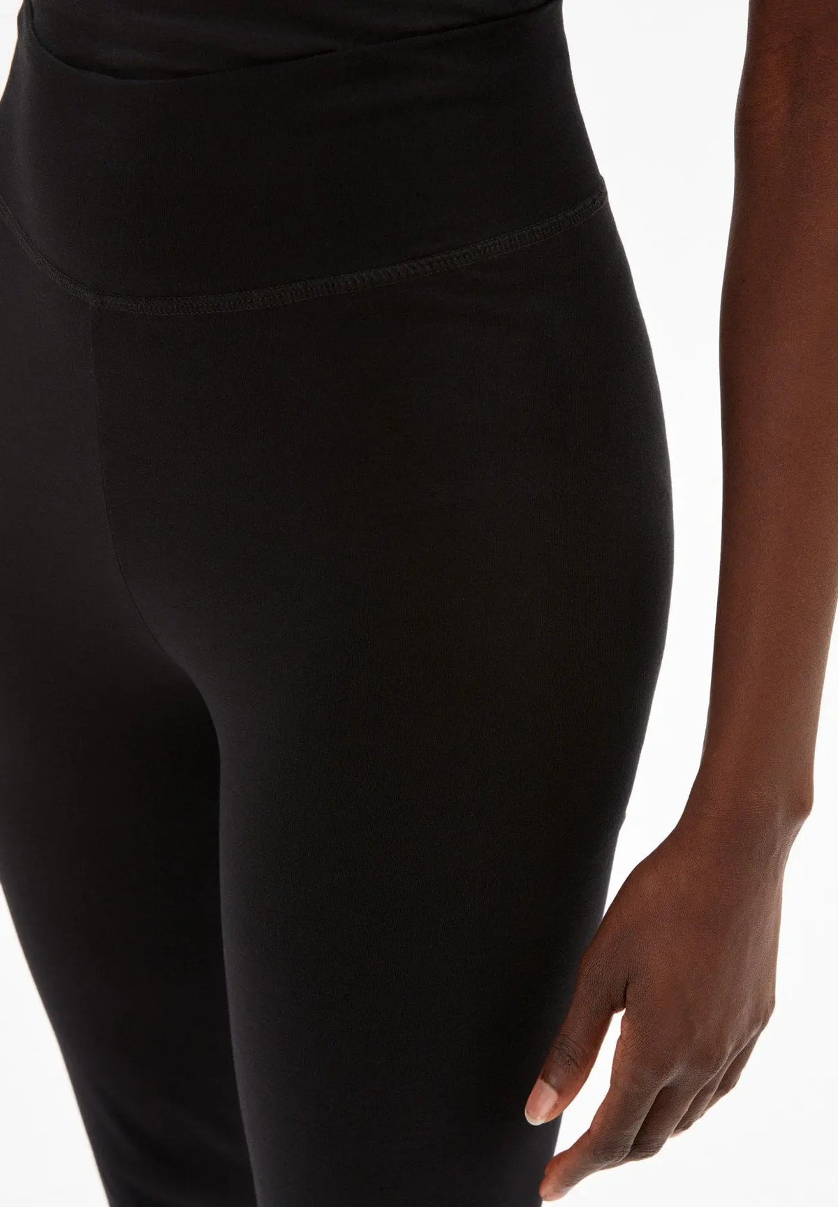 W's Faribaa leggings - Organic cotton Pants Armedangels