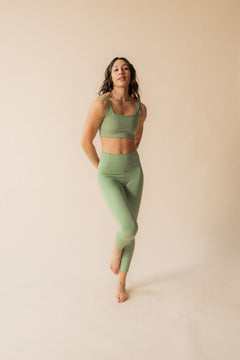 Girlfriend Collective W's High-Rise Pocket Legging - Made From Recycled Water Bottles Mantis Normal Pants