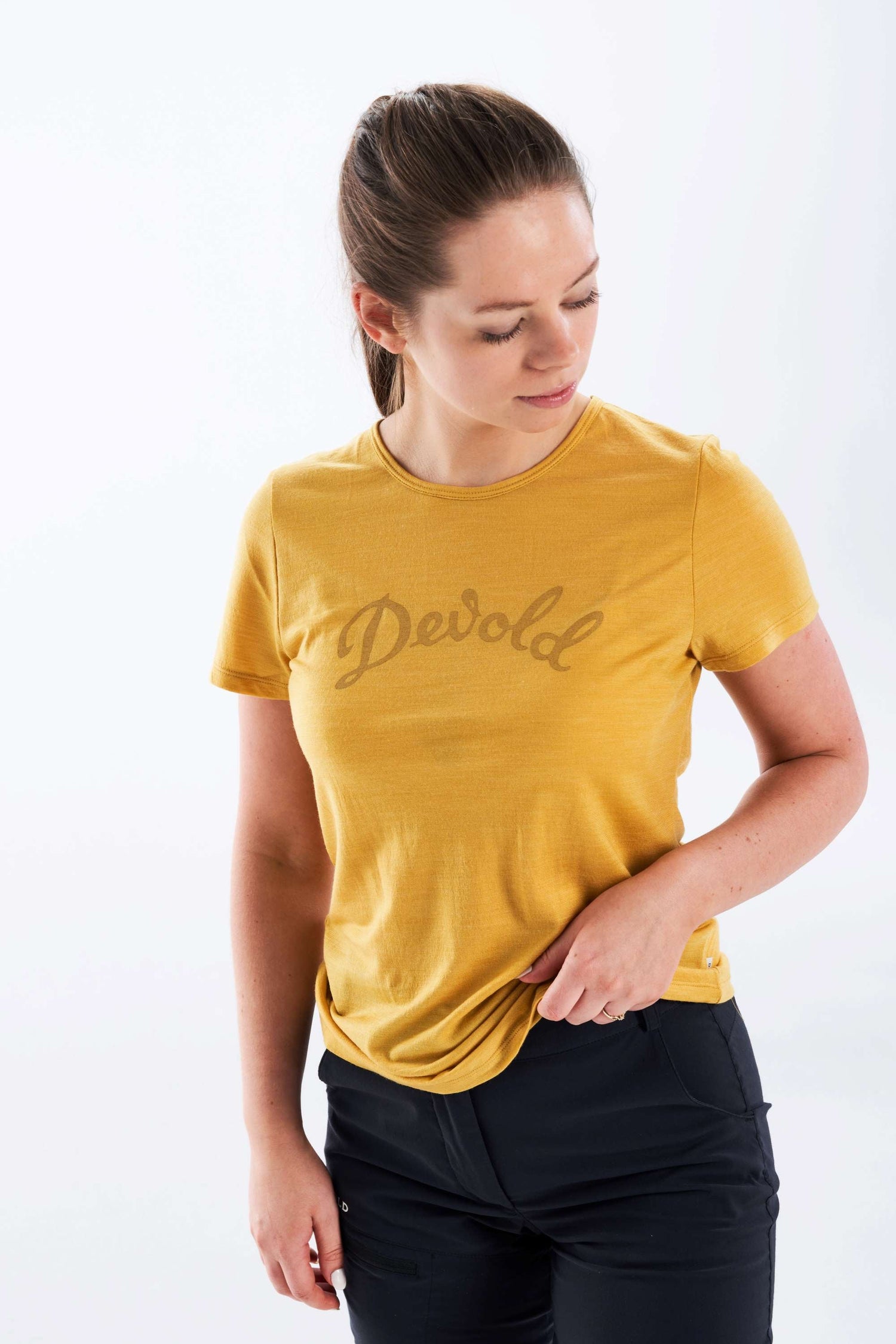 Devold W's Myrull Tee - Merino & Tencel Arrowwood Shirt