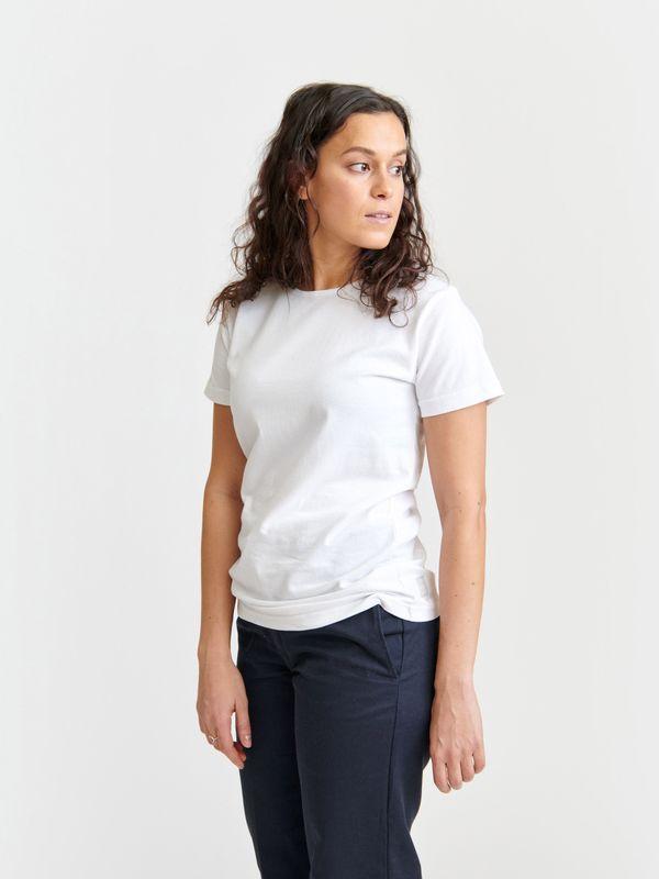 Pure Waste - W's O-neck T-shirt - Recycled Cotton & Recycled Polyester - Weekendbee - sustainable sportswear