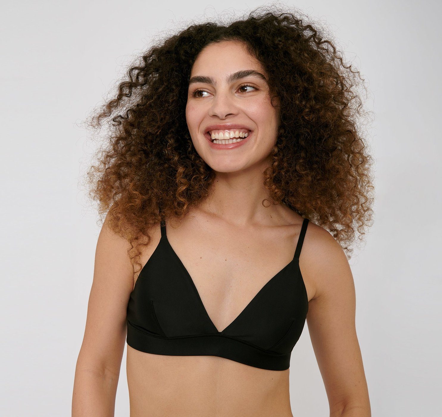 Organic Basics W's Re-Swim Bikini Top - Recycled Nylon Black Swimwear