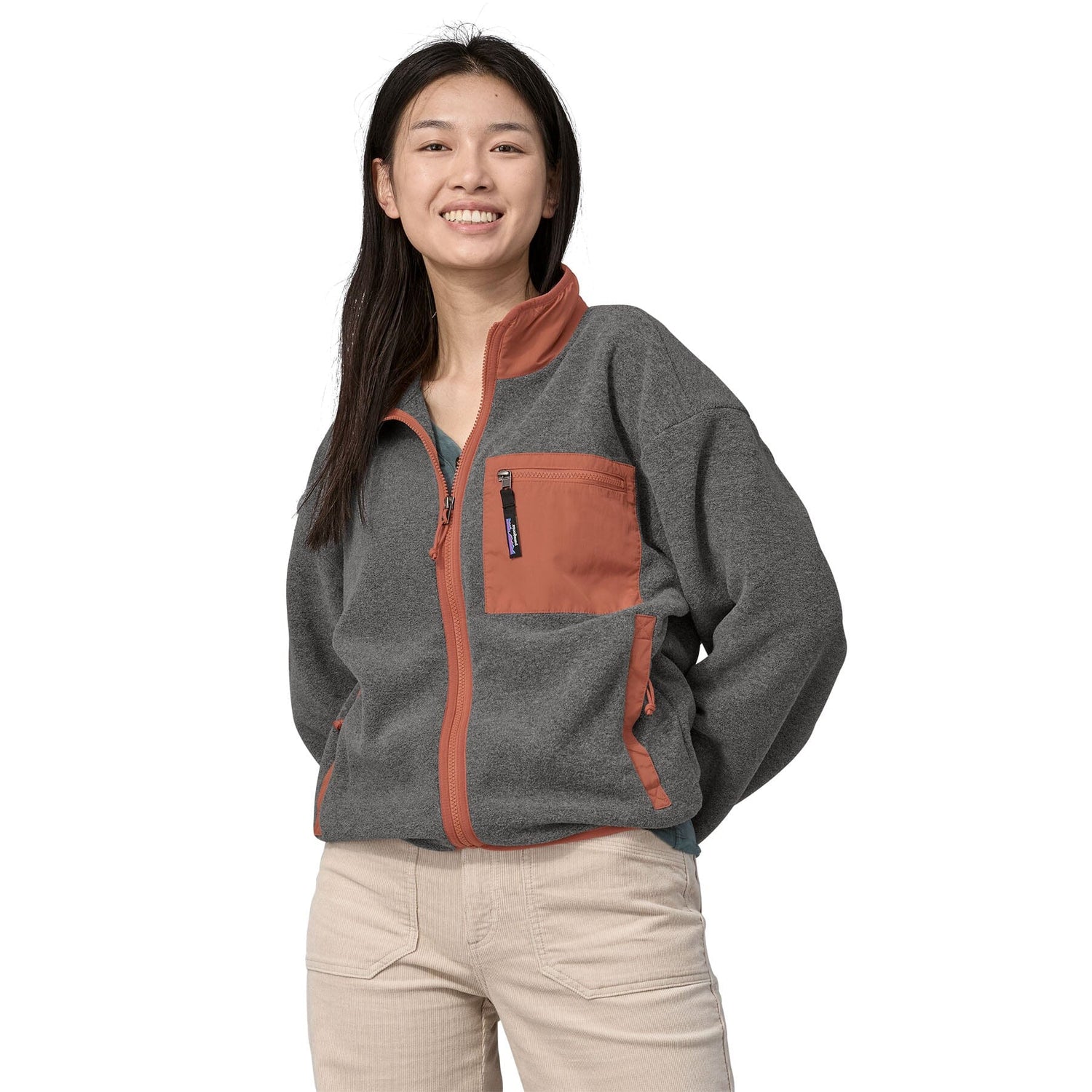 Patagonia W's Synchilla® Fleece Jacket - 100% recycled polyester Nickel w/Burl Red Jacket