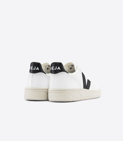 Veja W's V-10 CWL - Cotton Worked as Leather White Black Shoes