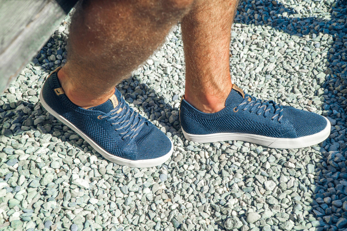 SAOLA - Sustainable footwear made from recycled and natural materials