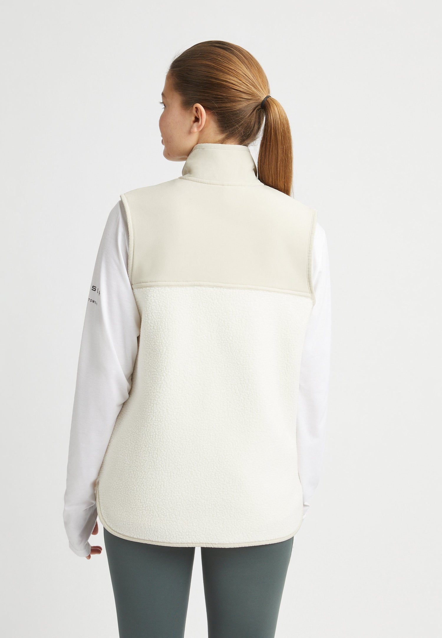 Röhnisch Phoebe Vest Peyote Beige Jacket