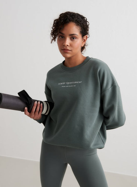 Aimn Serif Sweatshirt Sage Sweaters