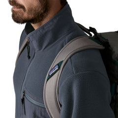 Patagonia - M's Synchilla Fleece Jacket - 100% Recycled Polyester - Weekendbee - sustainable sportswear