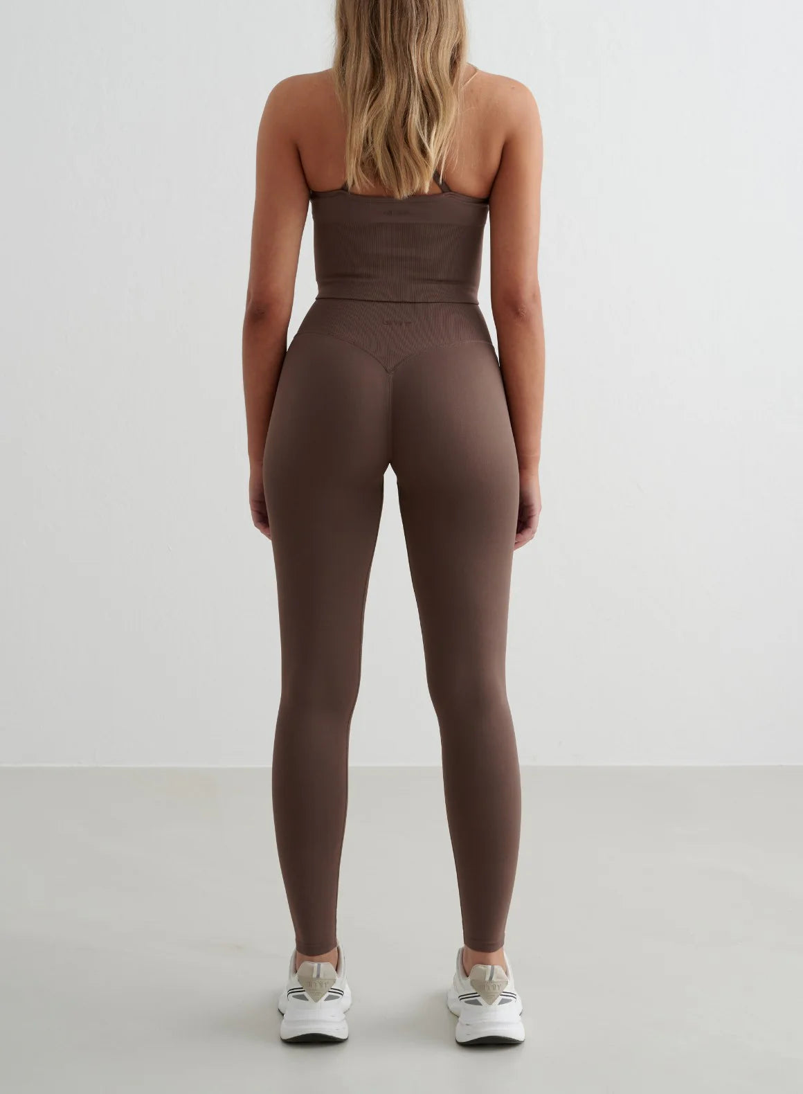 Aimn - Shape Seamless Tights - Weekendbee - sustainable sportswear
