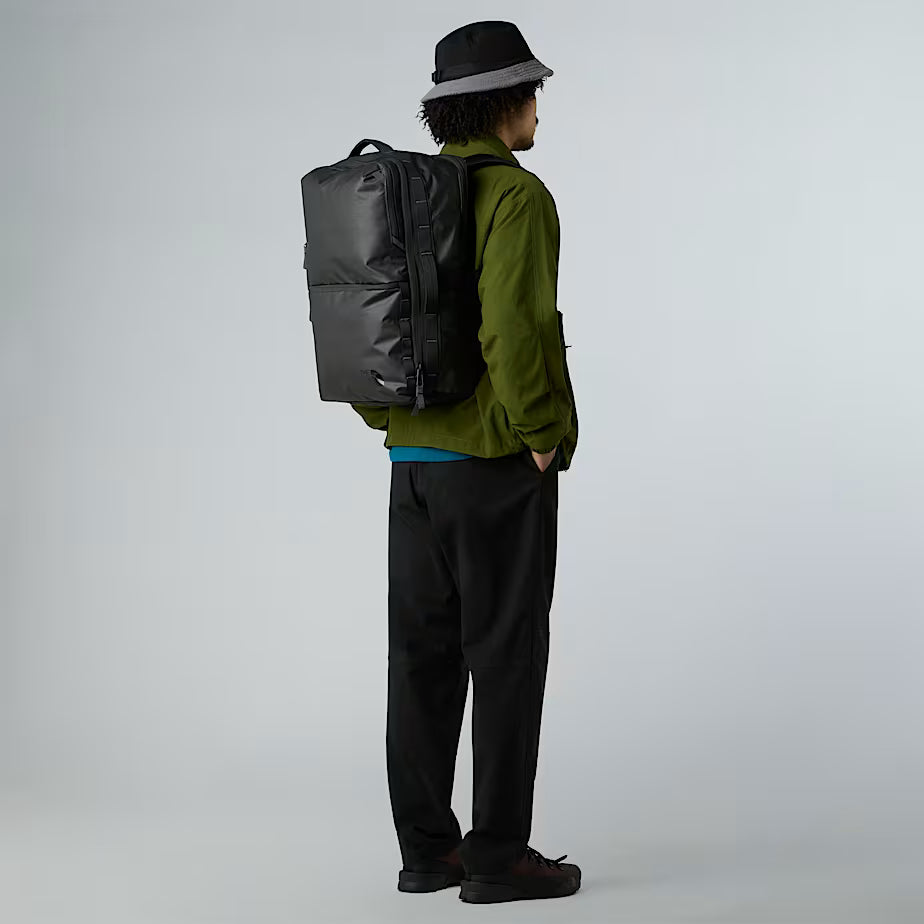 The North Face - Base Camp Voyager Daypack – Large - Weekendbee - sustainable sportswear