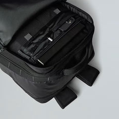 The North Face - Base Camp Voyager Daypack – Large - Weekendbee - sustainable sportswear