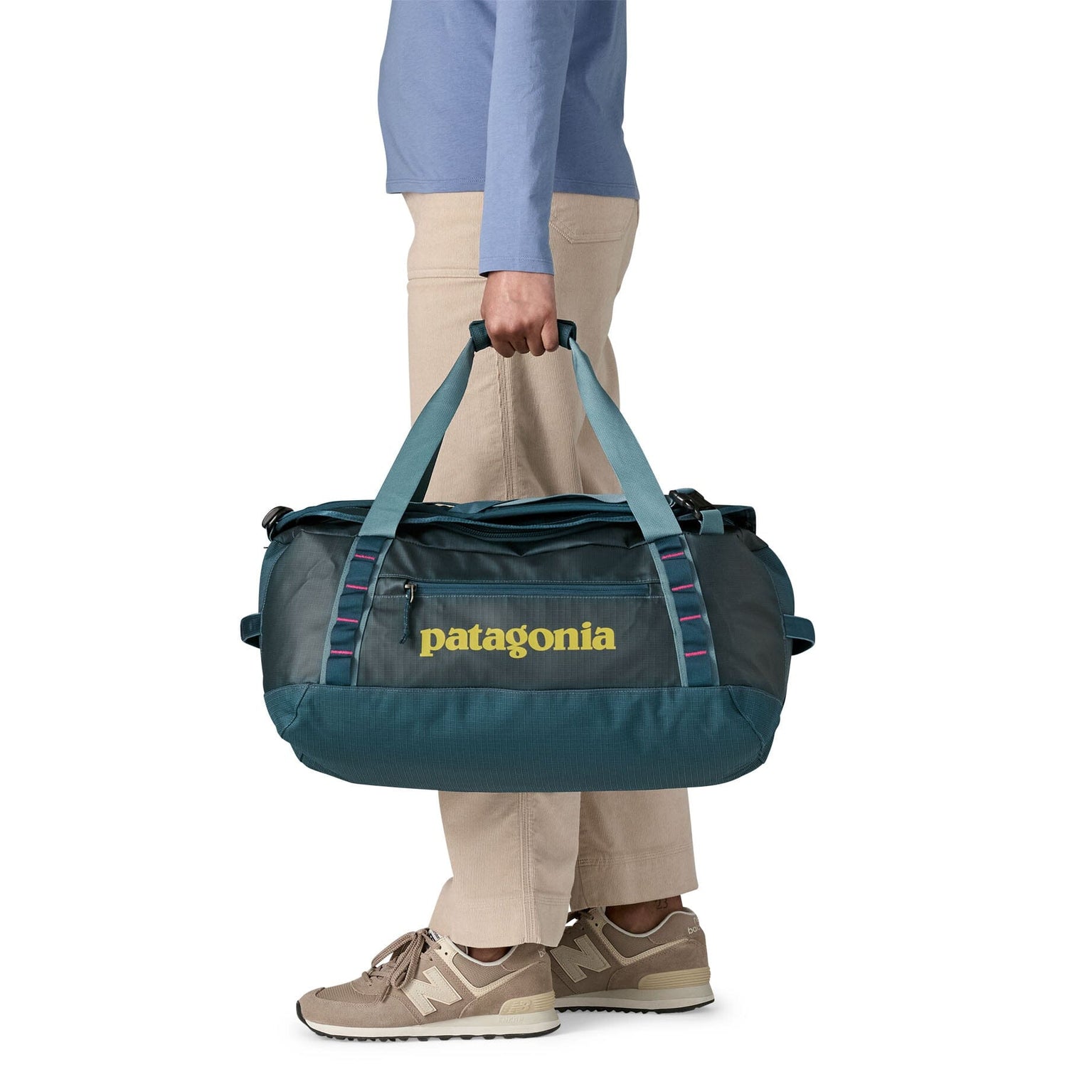 Patagonia Black Hole Duffel 40L - 100% postconsumer recycled polyester Tidal Teal w Luminous Pink Bags