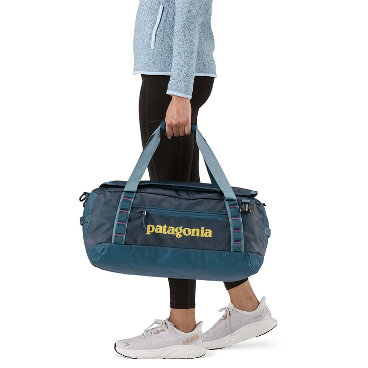 Black Hole Duffel 40L - 100% postconsumer recycled polyester Bags Patagonia