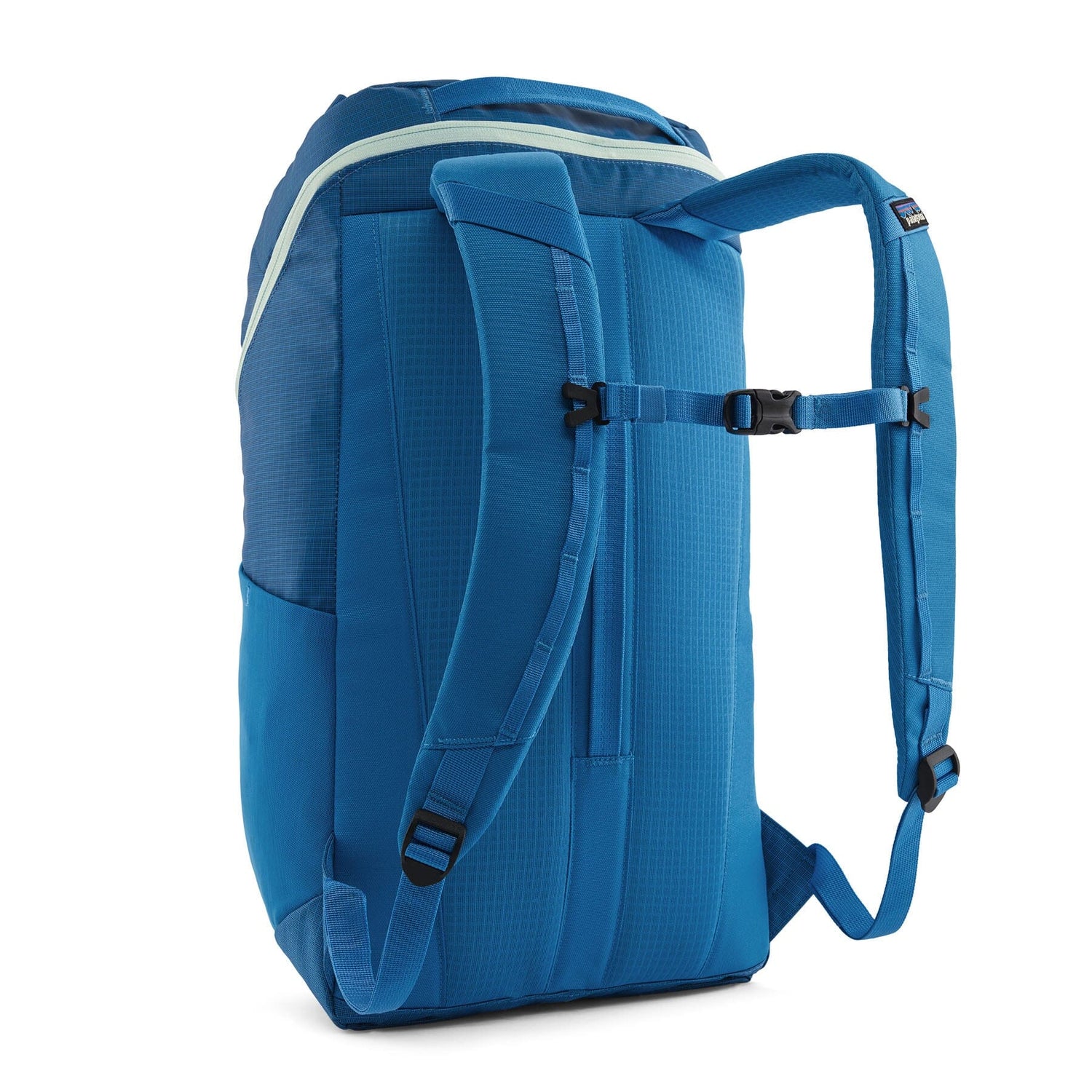 Patagonia - Black Hole Pack 25L - 100% Recycled Polyester - Weekendbee - sustainable sportswear