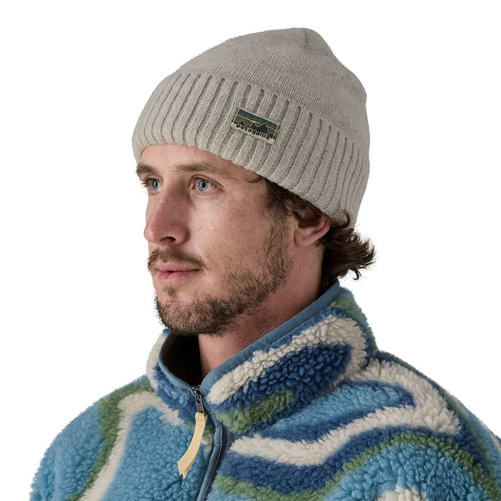 Brodeo Beanie - Recycled Wool & recycled Nylon Headwear Patagonia OG Legacy Label: Crisp Grey