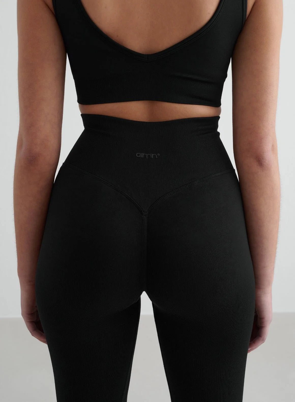 Aimn - Shape Seamless Tights - Weekendbee - sustainable sportswear