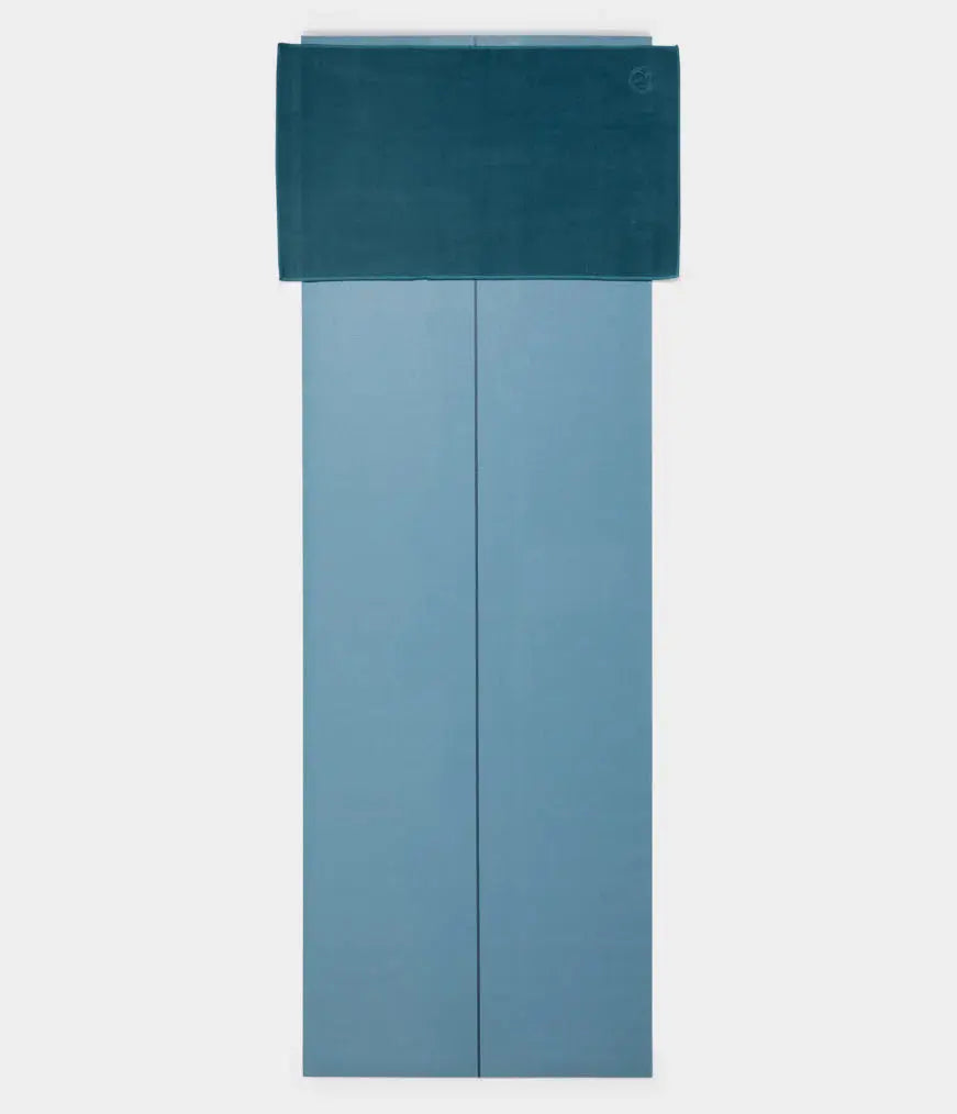 eQua® Hand Yoga Towel - Recycled PET Yoga equipment Manduka