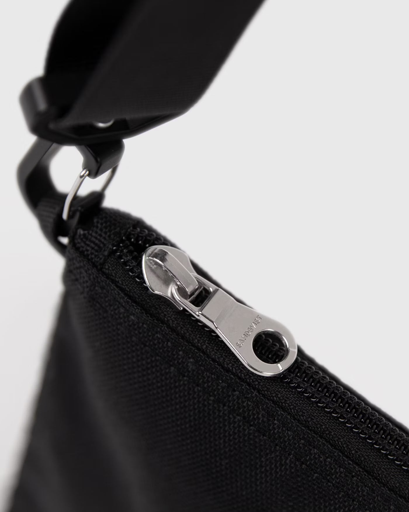 Sandqvist GROUND Sacoche Slim Bags