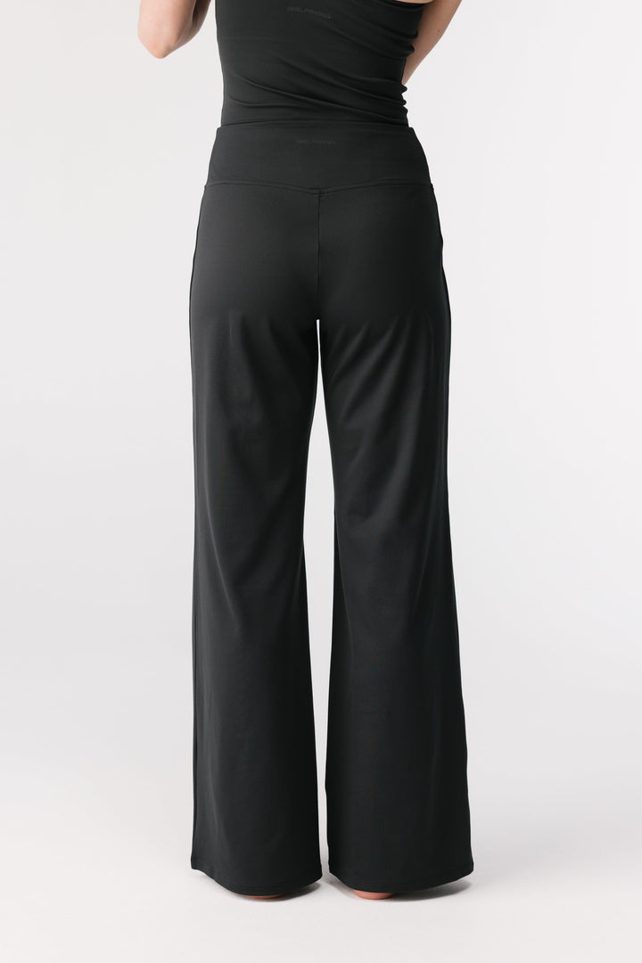 Jada Straight Leg Pant Pants Girlfriend Collective 