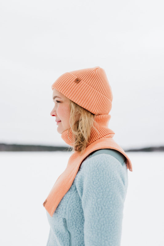 VAI-KØ Korpi Rib Beanie - 100% Certified Merino Wool Peach Headwear