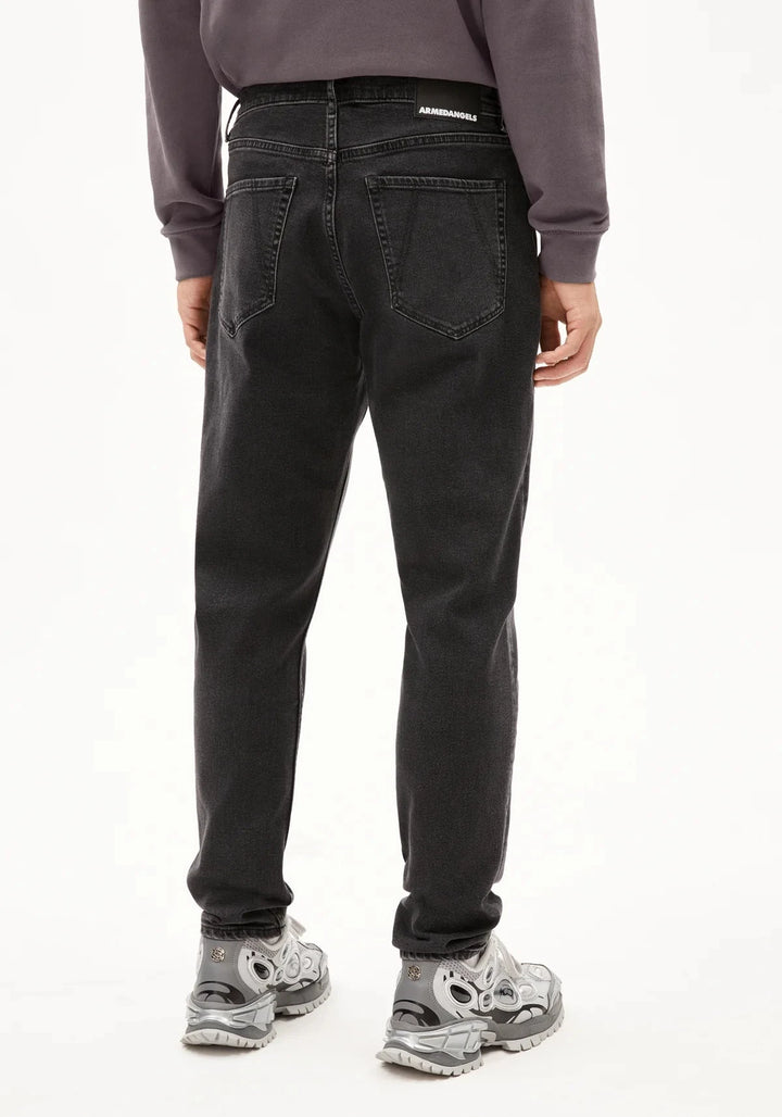 M's Aarjo Tarpa Jeans - Tapered Fit Denim - Organic cotton Pants Armedangels 