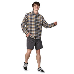 Patagonia M's L/S Cotton in Conversion LW Fjord Flannel Shirt - 100% Cotton in Conversion Beach Day: Sandy Melon Shirt