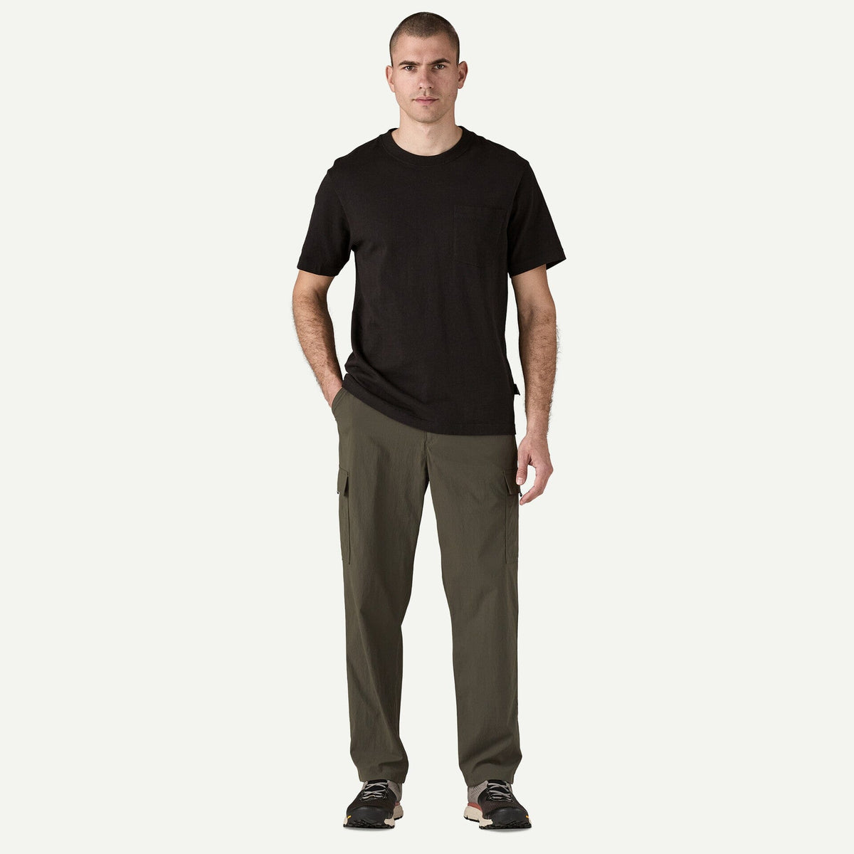 Patagonia M's Outdoor Everyday Pants Pine Needle Green Pants