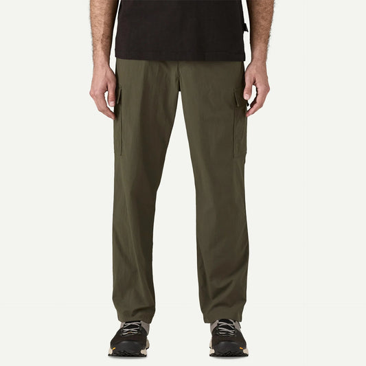 Patagonia M's Outdoor Everyday Pants Pine Needle Green Pants